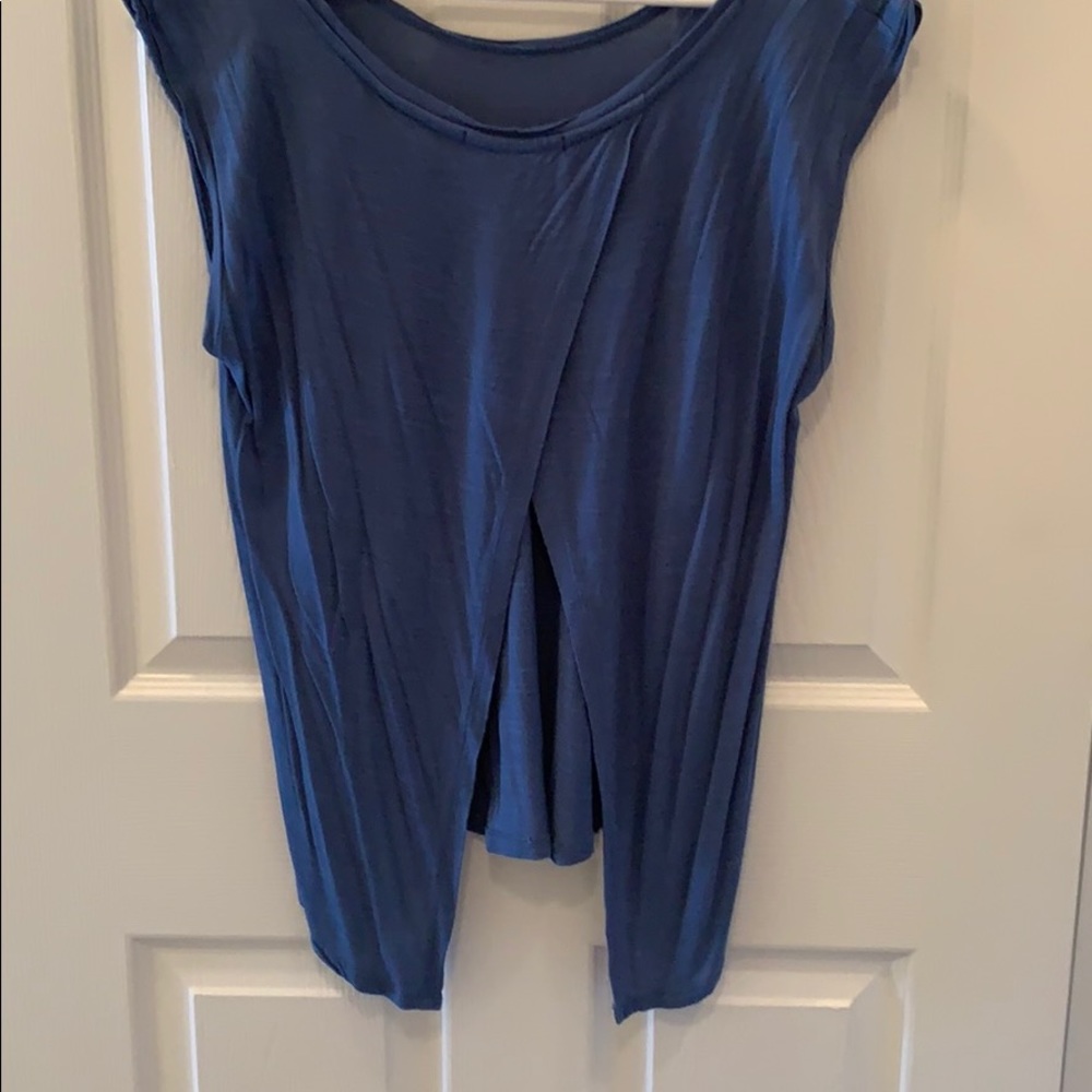 Open back top - Picture 2 of 2